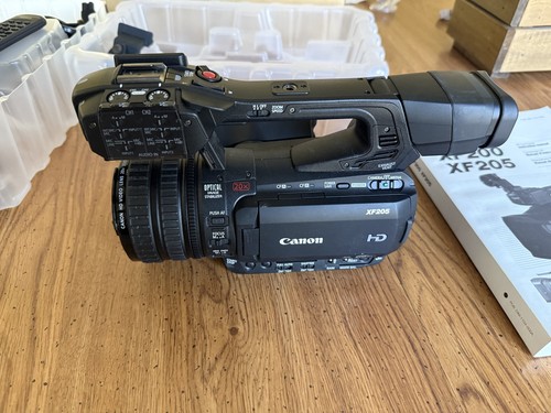 Canon xf205 camcorder video - xf205, hd
