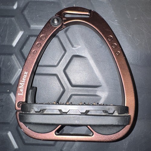 Stirrups for horses - stirrups,
