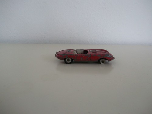 Dinky toys jaguar type - dinky, toys,