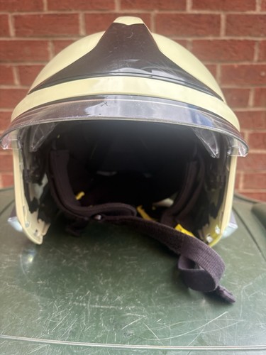 Msa helmet size medium - msa, fx