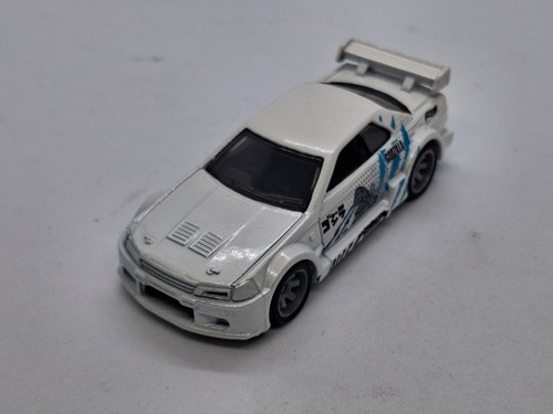 Hot wheels nissan skyline r - skyline, gt-r