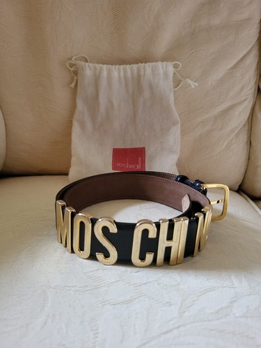 Moschino vintage redwall - moschino,
