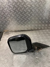 2005 MITSUBISHI PAJERO