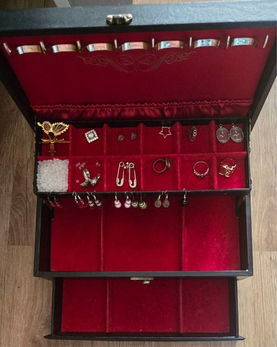 Vintage usa mele jewellery - vintage, box
