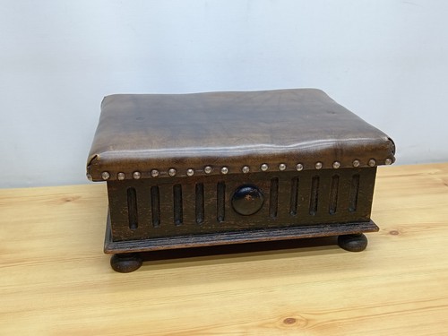 Vintage wooden oak - wooden, lidded