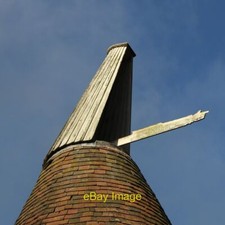 Photo 6x4 Oast House Cowl Bitchet Green  c2021