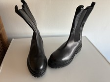 Moda in Pelle Black Leather