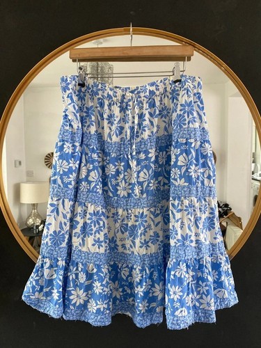 Casual hippy gypsy - gypsy, boho