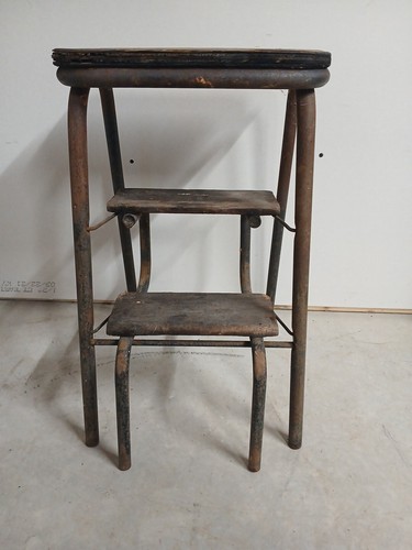 Vintage kitchen fold - fold, step