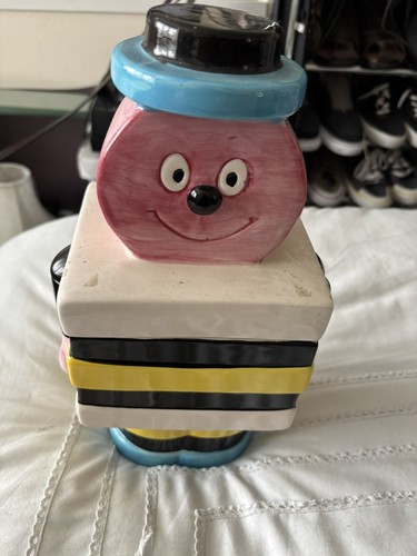 Liquorice allsorts bertie - liquorice,