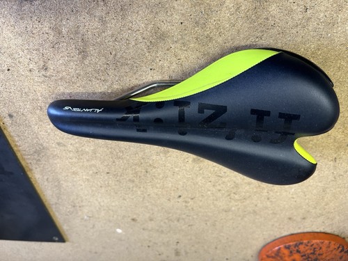 Saddle