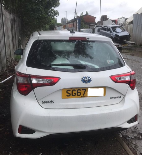 Toyota yaris hybrid petrol - toyota,