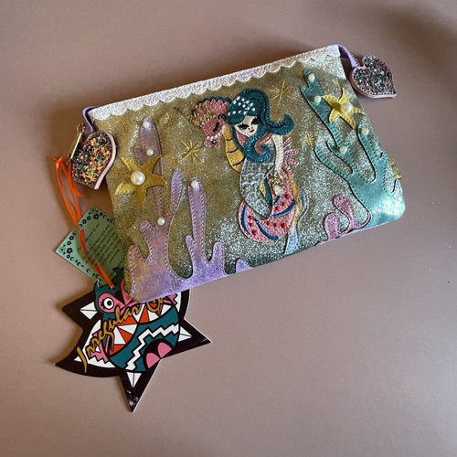 Irregular choice barnacle - choice,