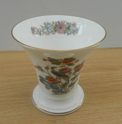 Wedgwood kutani crane vase - kutani,