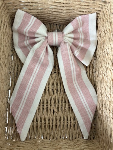 Small bow door hanger - bow, in