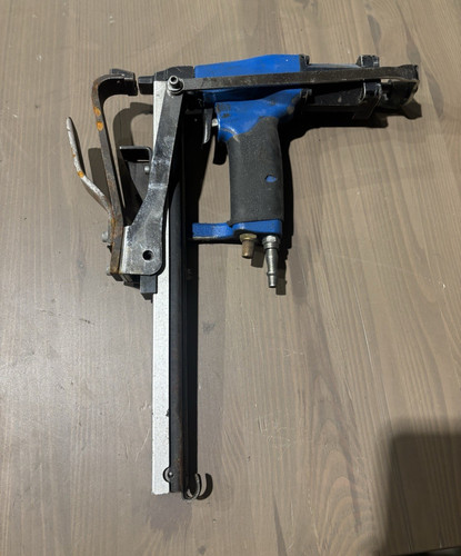 Pneumatic air staple - pneumatic,