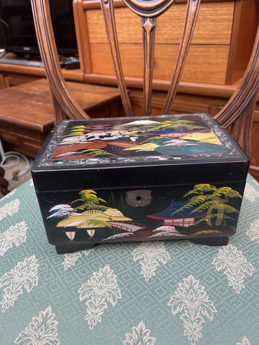 Oriental black lacquer - black,