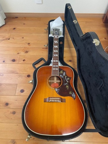Gibson hummingbird heritage - gibson,