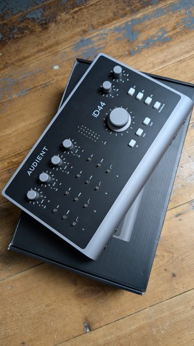 Audient id44 mk2 usb - usb, audio