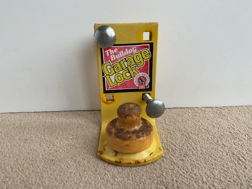 Bulldog garage door - door, lock