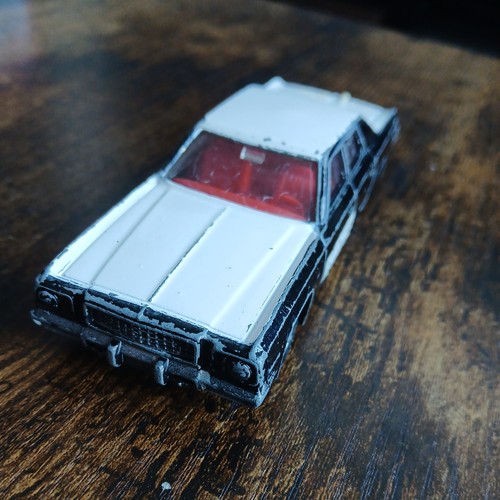 Dinky toys 244 plymouth gran - dinky,