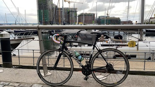 Specialized allez road bike - road,