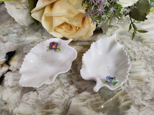 Decorative porcelain figurine - decorative,