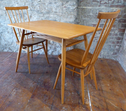 Ercol breakfast table - 393, 2