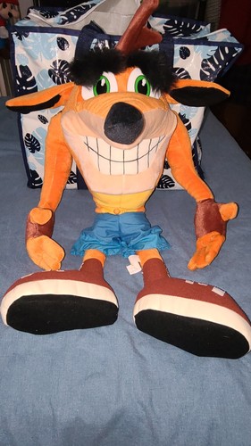2001 large crash bandicoot - crash,