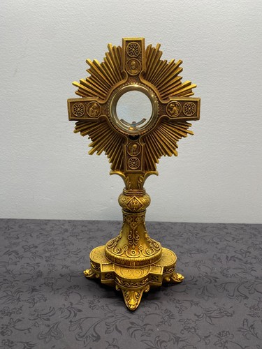 Adoration monstrance with luna - monstrance,