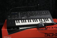 Roland JD-XI Synthesizer