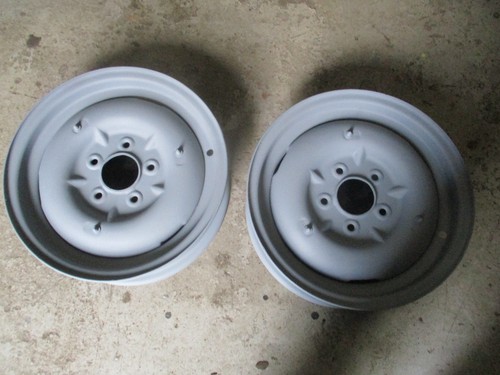 Jaguar xk120 steel wheel - jaguar,