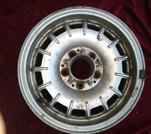 Mercedes w123 mexican hat - w123,