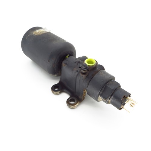 Valve self leveling right - self,