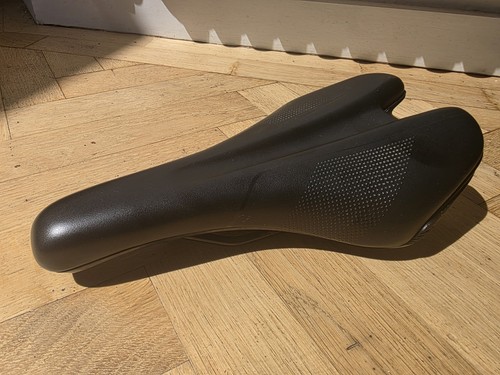 Giant contact comfort saddle - contact,