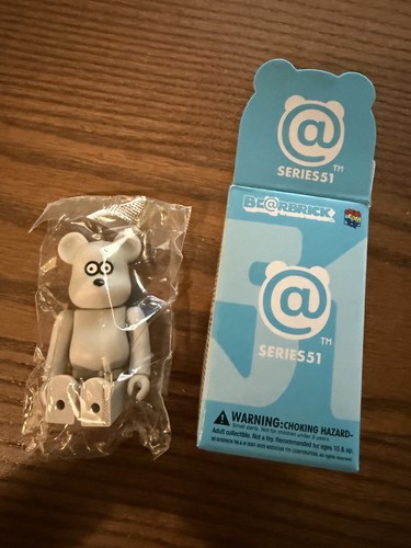 Medicom bearbrick rbrick - medicom, be@rbrick