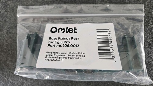 Omlet eglu pro base fixings - eglu,