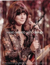LINDA RONSTADT AUTOGRAPHED 8