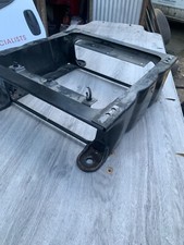 SEAT BASE FITS EITHER SIDE