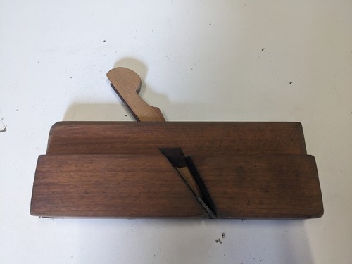 Wooden moulding plane - moulding,