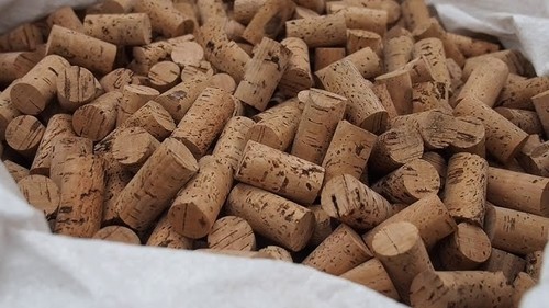 100 straight wine bottle - x,
