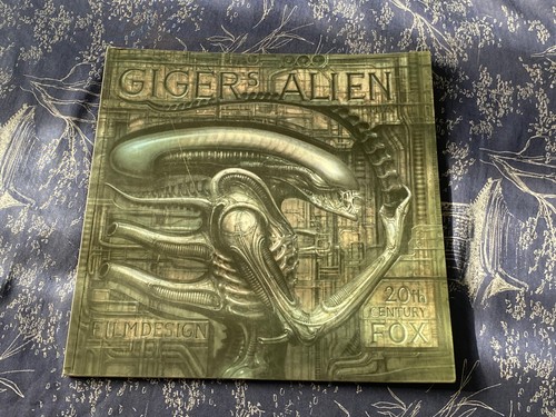 Giger alien large paperback - giger's,