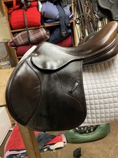 Amerigo Pinerolo Jump Saddle 17.5" 2 +2