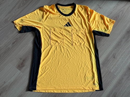 Bnwt adidas referee - 24, 2024