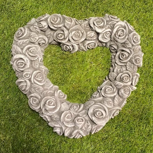 Concrete rose heart wall - rose,
