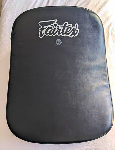 Fairtex fs3 black kick - fairtex, shield