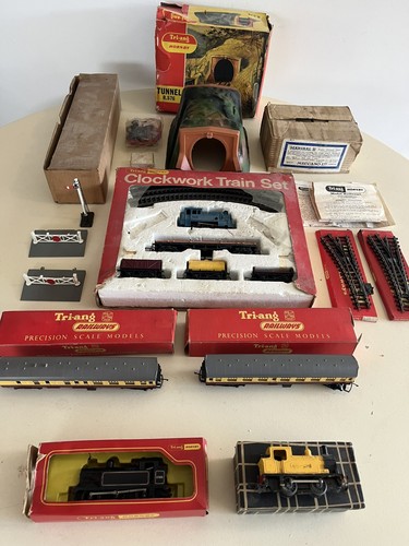 Triang railways multiple - 00,