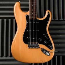 Fender ST-72 Stratocaster