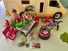 Playmobil Campervan 3647 + 4 playmo figures + lots of accessories