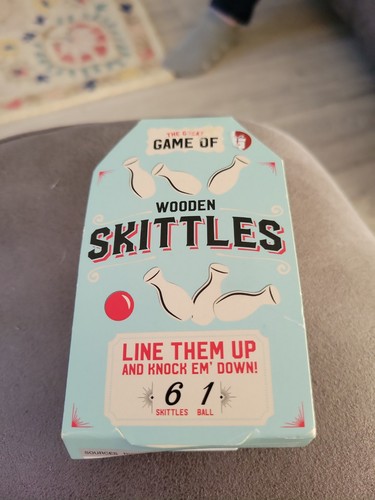 Wooden skittles set 6 - skittles,